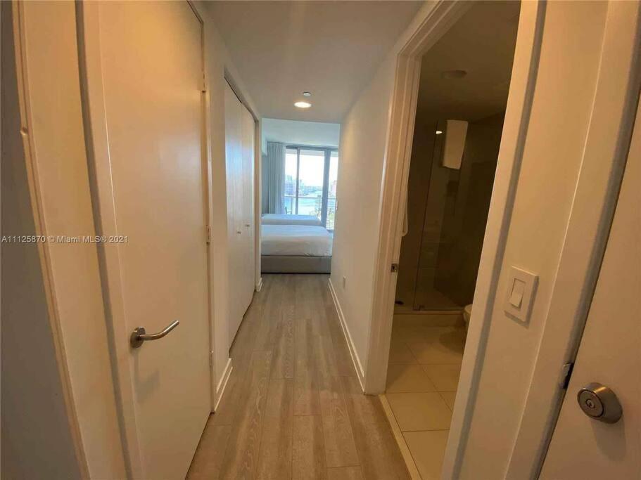 2BD 2BA Condo @Beachwalk Resort W/Pool Hallandale Beach Exterior foto